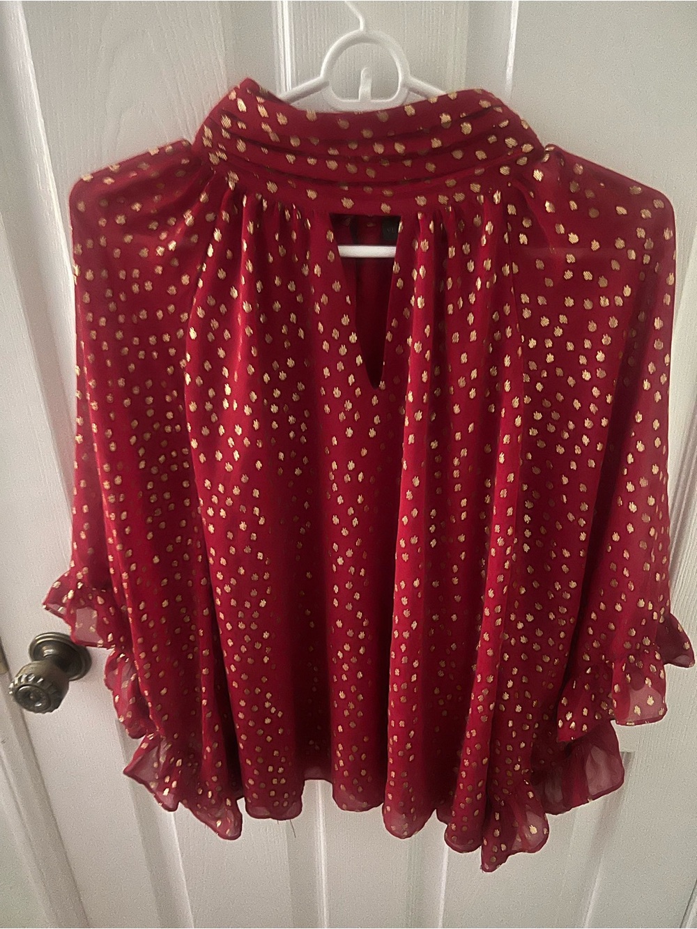 Vince Camuto Red Blouse with Gold Details, Ruffled Wide Sleeves Size. XL